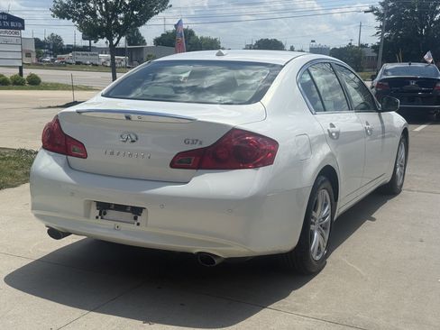 Used 2011 INFINITI G37 x Sedan w/ Premium Pkg AWD/4WD image 7