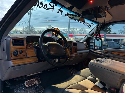 Used 1999 Ford F350 4x4 Crew Cab DRW Super Duty image 34