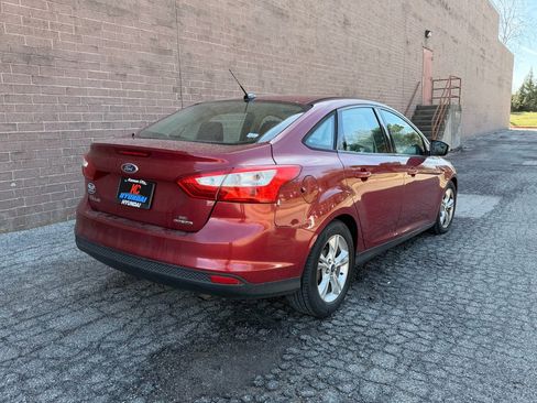 Used 2014 Ford Focus SE w/ SE Winter Package FWD image 26