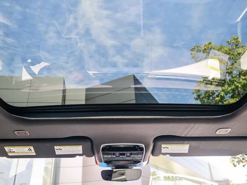 New 2026 Land Rover Range Rover Sport SE AWD/4WD image 16