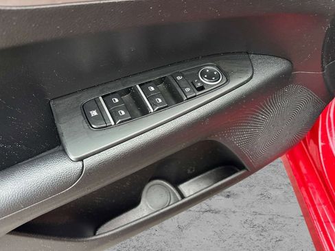 Used 2023 Kia Forte LXS image 15