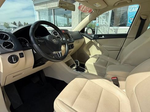 Used 2011 Volkswagen Tiguan S AWD/4WD image 9