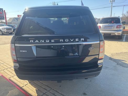 Used 2017 Land Rover Range Rover HSE image 6