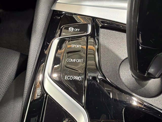 Certified 2023 BMW 530i xDrive w/ Convenience Package AWD/4WD image 38