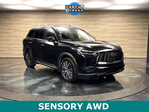 Used 2023 INFINITI QX60 Sensory w/ Vision Package image 1