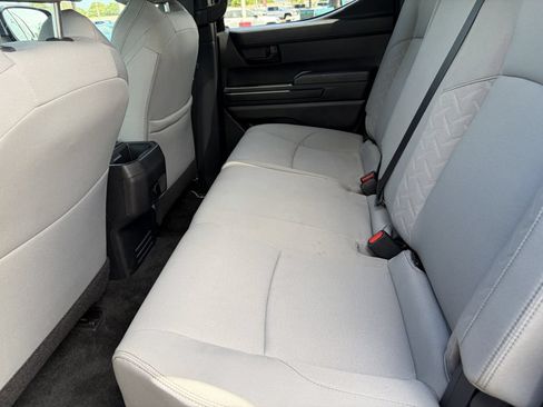 Certified 2025 Toyota Tacoma SR5 AWD/4WD image 19