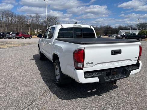 Used 2023 Toyota Tacoma SR image 4