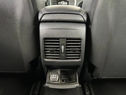 Used 2015 Mercedes-Benz GLA 250 4MATIC image 29