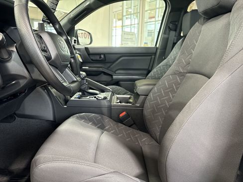 New 2026 Toyota Tacoma SR5 AWD/4WD image 11