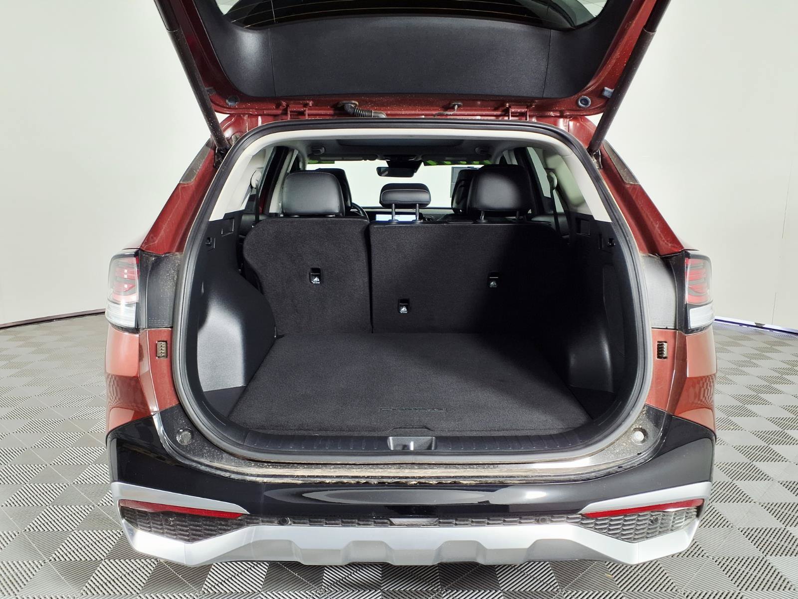 Used 2025 Kia Sportage SX FWD image 8