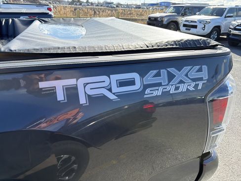 Used 2023 Toyota Tacoma TRD Sport AWD/4WD image 7