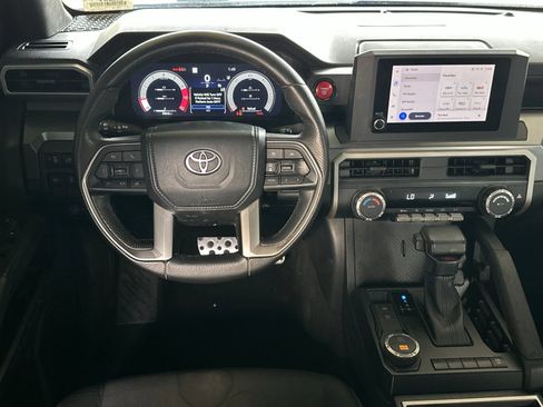 Used 2024 Toyota Tacoma TRD Sport image 13