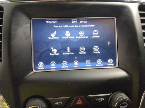 Used 2018 Jeep Grand Cherokee Limited image 25