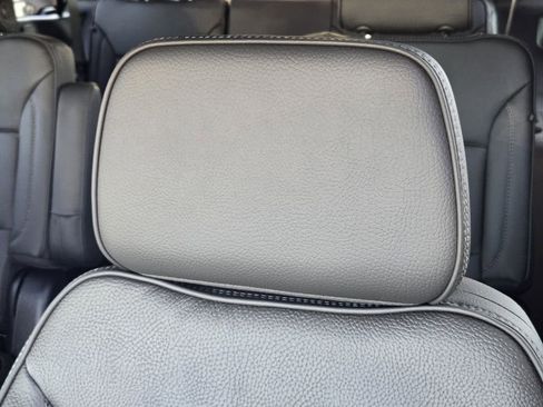 New 2026 GMC Yukon Denali w/ Sun & Power Step Package image 18