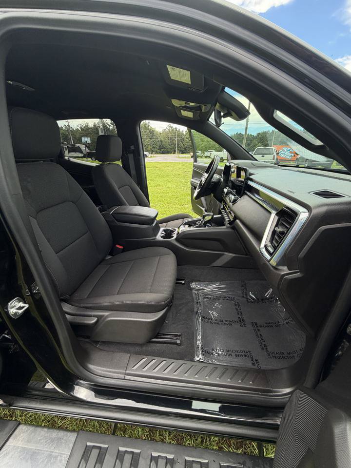 Used 2025 GMC Canyon Elevation AWD/4WD image 26