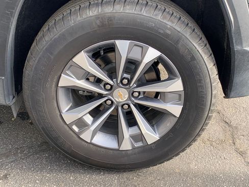 Used 2025 Chevrolet Equinox LT image 29