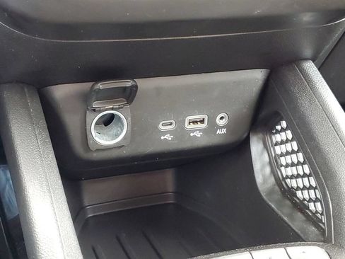 Used 2021 Chevrolet TrailBlazer LT w/ Convenience Package FWD image 28