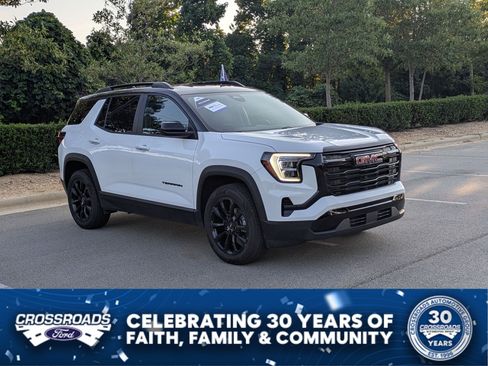 Used 2025 GMC Terrain Elevation w/ Black Edition AWD/4WD image 1