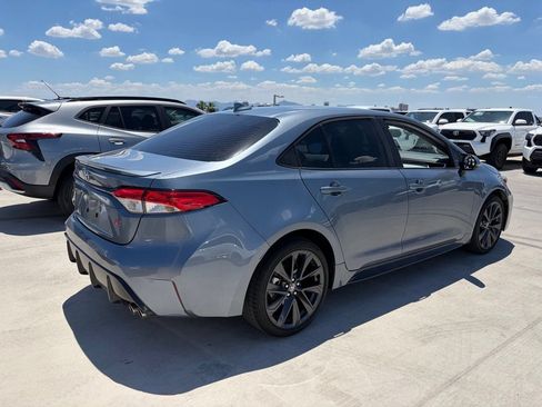 Used 2024 Toyota Corolla SE FWD image 2