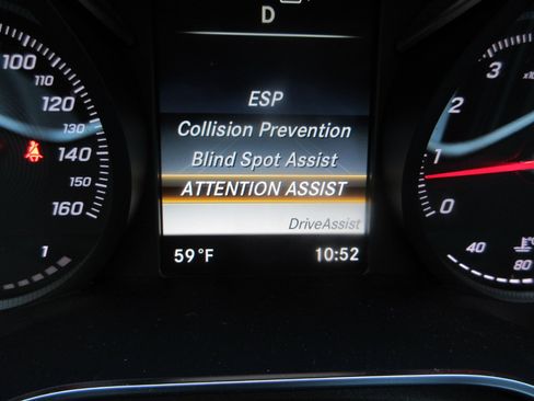 Used 2015 Mercedes-Benz C 300 Sedan image 56