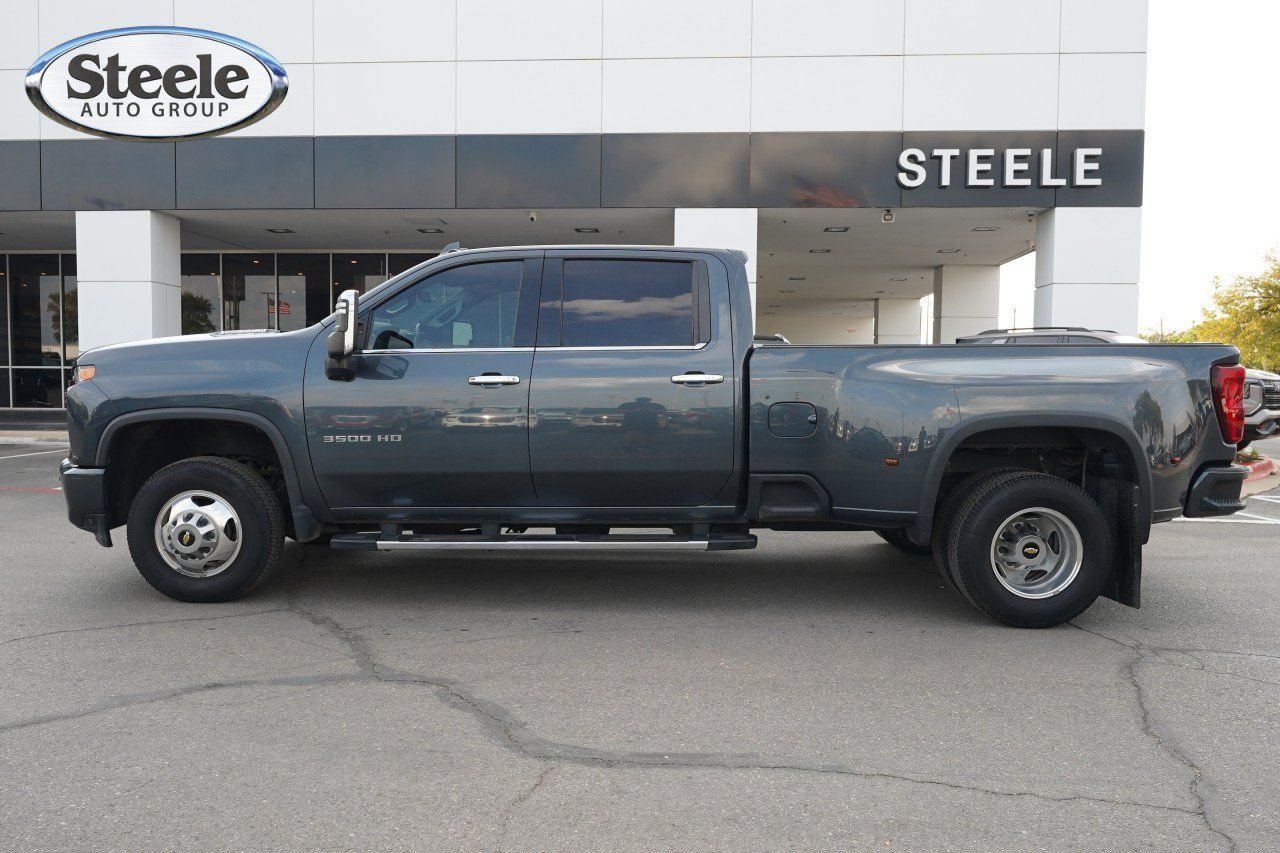 Used 2020 Chevrolet Silverado 3500 High Country w/ Technology Package AWD/4WD image 4
