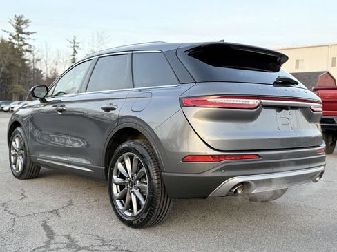 Used 2021 Lincoln Corsair AWD w/ Premium Package image 7