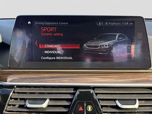 Used 2018 BMW 530i xDrive w/ Premium Package image 28