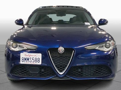 Used 2019 Alfa Romeo Giulia Ti Sport w/ Quick Order Package 22U Sport image 3