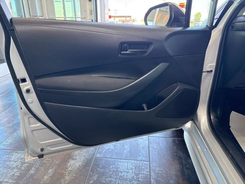 Used 2024 Toyota Corolla LE FWD image 12