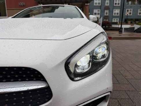 Used 2018 Mercedes-Benz SL 550 image 26