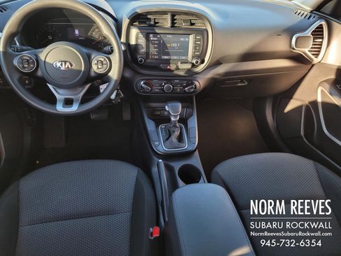 Used 2020 Kia Soul LX image 5