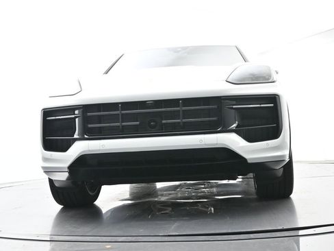 Certified 2026 Porsche Cayenne GTS image 56