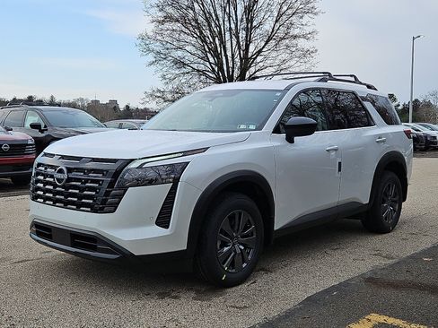New 2026 Nissan Pathfinder SV AWD/4WD image 3