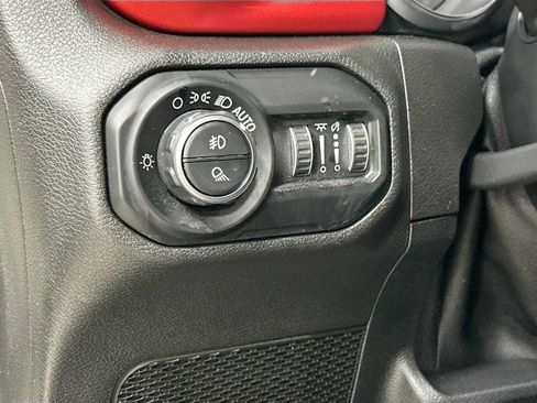 Used 2020 Jeep Gladiator Rubicon AWD/4WD image 10