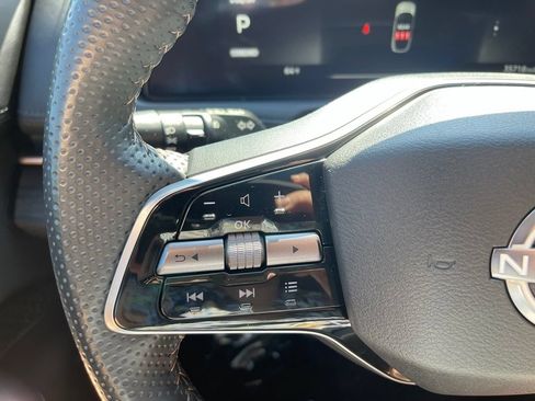Certified 2023 Nissan Ariya FWD image 26