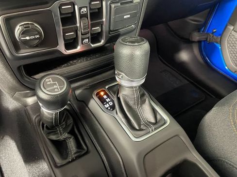 New 2026 Jeep Gladiator Sport AWD/4WD image 4