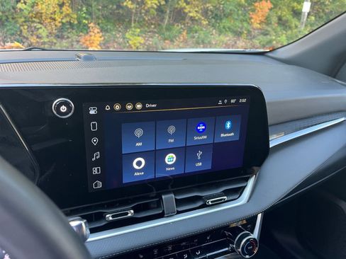 Used 2025 Chevrolet Equinox LT image 20