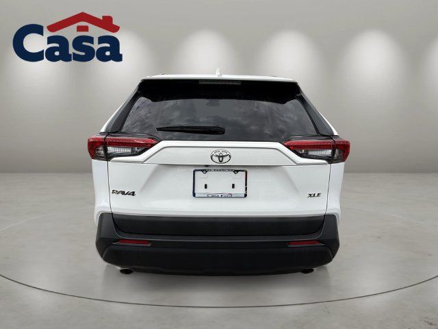 Used 2024 Toyota RAV4 XLE FWD image 6