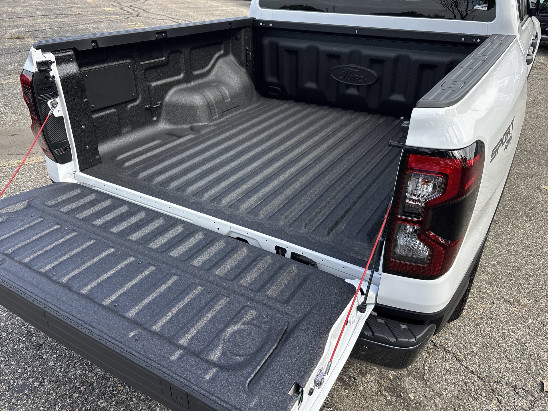 New 2026 Ford Ranger XLT w/ Technology Package AWD/4WD image 18
