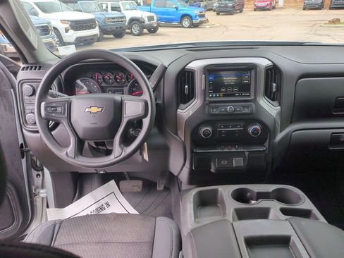 Used 2019 Chevrolet Silverado 1500 Custom w/ Custom Value Package image 26