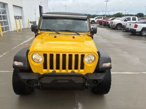 Used 2019 Jeep Wrangler Sport AWD/4WD image 8