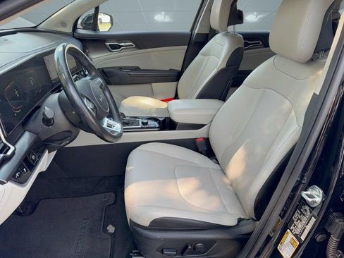 Used 2024 Kia Sportage EX FWD image 5