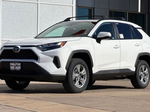 New 2025 Toyota RAV4 XLE image 8