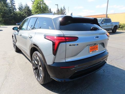 Used 2025 Chevrolet Blazer EV RS AWD/4WD image 5