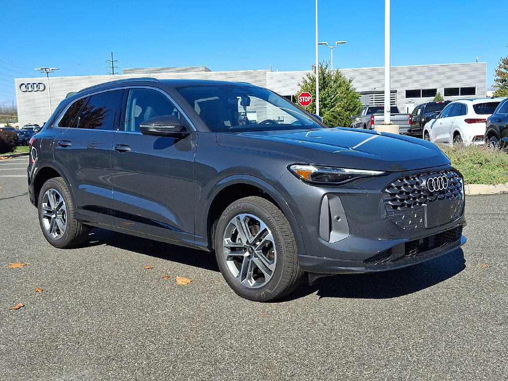 New 2026 Audi Q5 Premium Plus AWD/4WD image 1