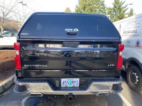 Used 2019 Chevrolet Silverado 1500 LTZ image 5