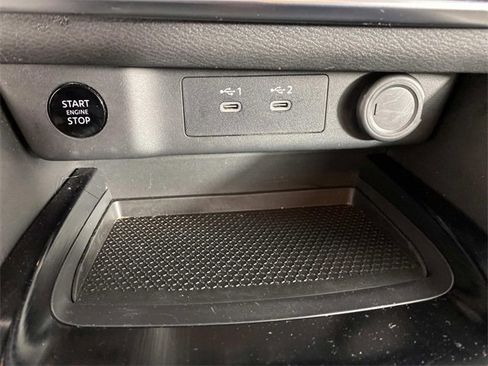 Used 2024 Nissan Rogue SV image 21