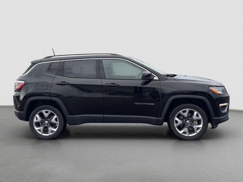 Used 2017 Jeep Compass Limited image 7