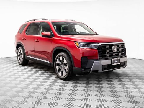 New 2026 Honda Pilot Touring image 8