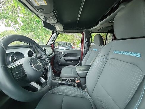 Used 2021 Jeep Wrangler Unlimited Islander image 2